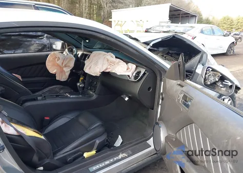 2012 Ford Mustang V6 Premium из США, поврежденный, VIN 1ZVBP8AM1C5280116